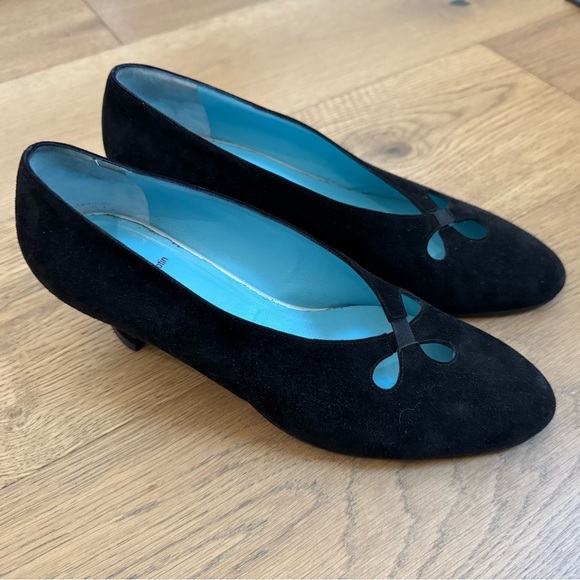 Thierry Rabotin Back Suede “Reno” Cutout Pumps - Size 40 - EUC - Picture 4 of 9